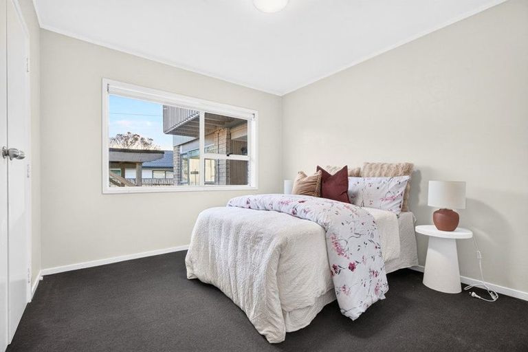 Photo of property in 5 Bittern Place, Henderson, Auckland, 0610