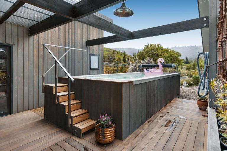 Photo of property in 115 Lowburn Valley Road, Lowburn, Cromwell, 9384