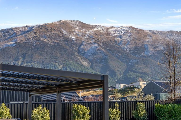 Photo of property in 53 Timsfield Drive, Lake Hawea, 9382