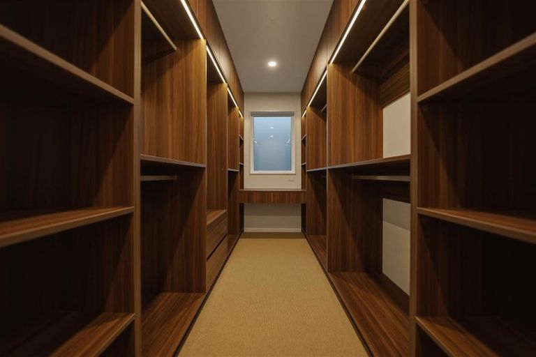 Photo of property in 240 Park Estate Road, Rosehill, Papakura, 2113