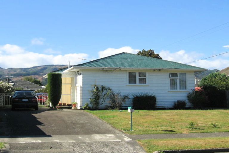 Photo of property in 23 Ngata Grove, Trentham, Upper Hutt, 5018