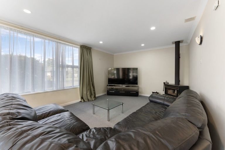 Photo of property in 19 Mudgway Place, Awapuni, Palmerston North, 4412