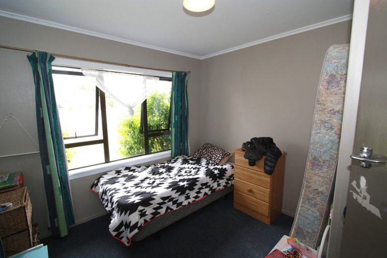 Photo of property in 7 Elm Grove, Westown, New Plymouth, 4310