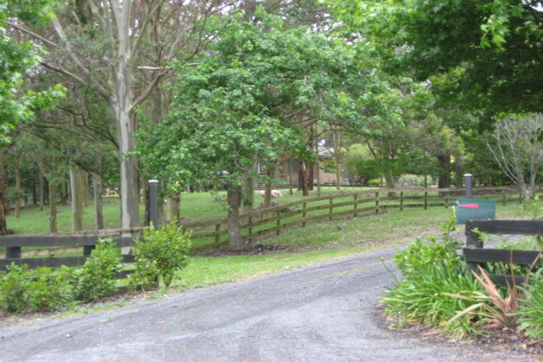 Photo of property in 249 Sutton Road, Drury, Papakura, 2584