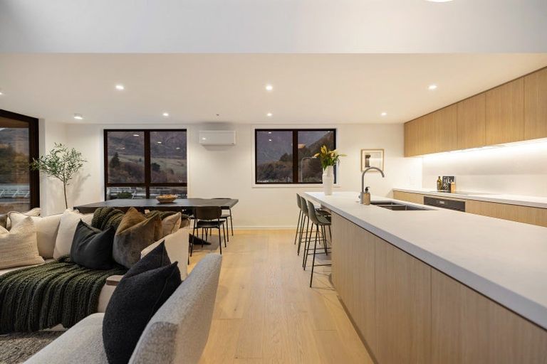 Photo of property in 11b William Rees Place, Kawarau Falls, Queenstown, 9300