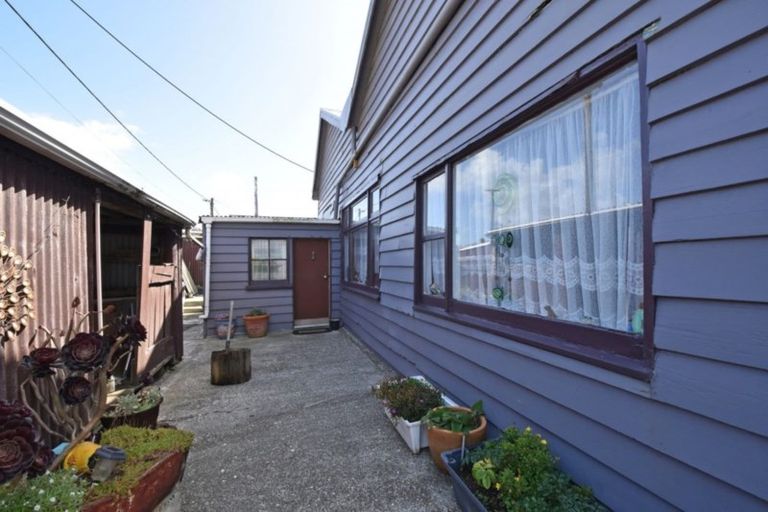 Photo of property in 27 Blackwater Street, Bluff, 9814