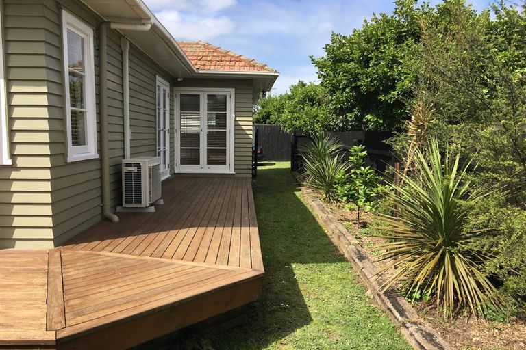 Photo of property in 5 Albert Street, Otahuhu, Auckland, 1062