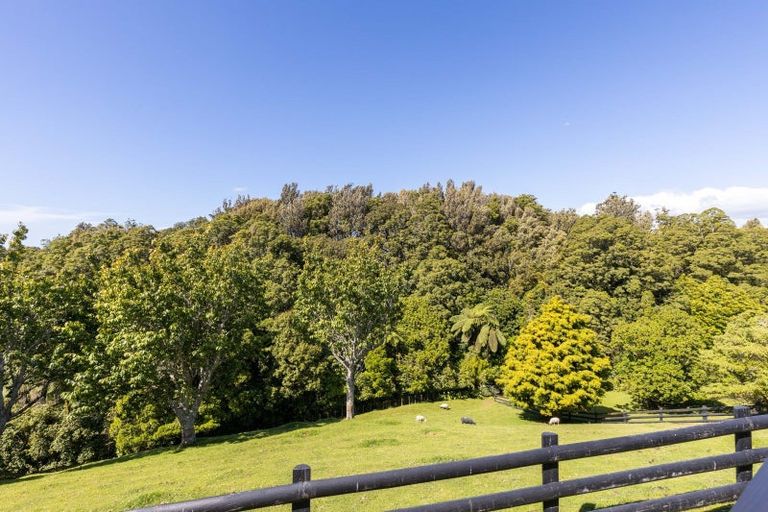 Photo of property in 97 Branch Road, Highlands Park, New Plymouth, 4312