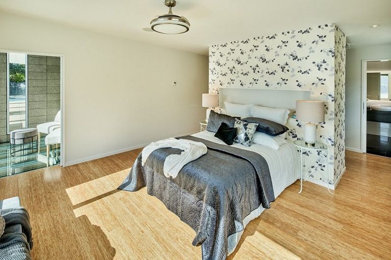 Photo of property in 300b Paremata Road, Whitby, Porirua, 5381