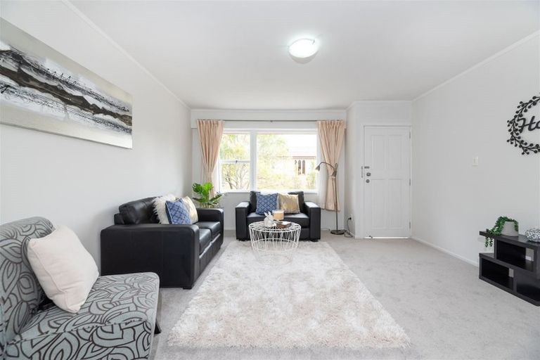 Photo of property in 3/261 Blockhouse Road, Avondale, Auckland, 0600