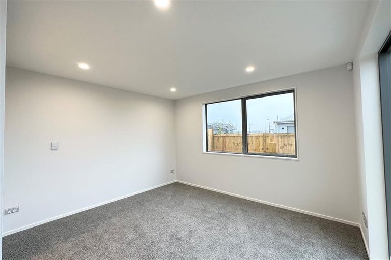 Photo of property in 21 Clayden Shuttleworth Street, Papakura, 2110