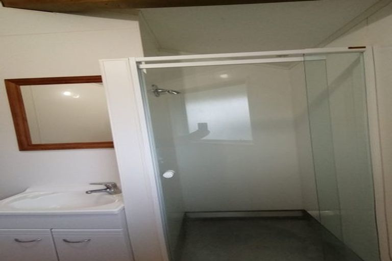 Photo of property in 4d Rangiuru Road, Otaki Beach, Otaki, 5512