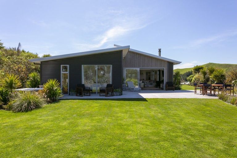 Photo of property in 550 Whangamata Road, Kinloch, Taupo, 3377