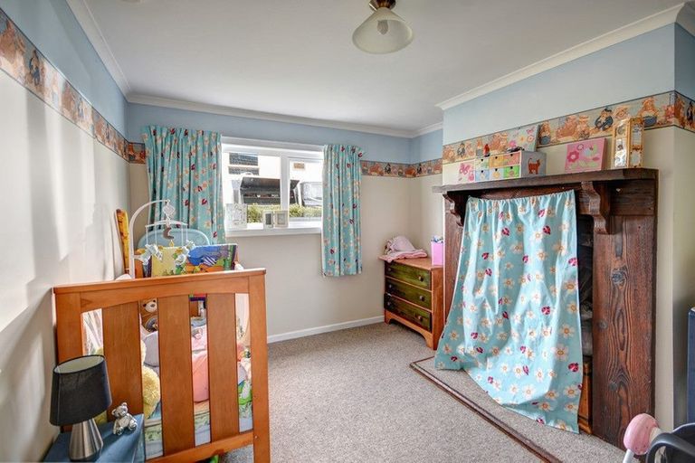 Photo of property in 5 Athol Place, Ravensbourne, Dunedin, 9022