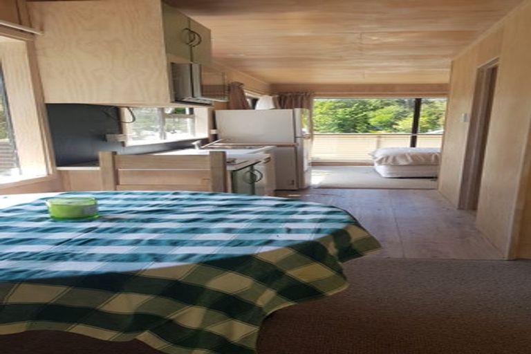 Photo of property in 986 Sandspit Road, Sandspit, Warkworth, 0982