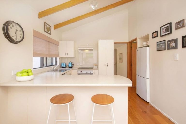 Photo of property in 3 Jandell Crescent, Bucklands Beach, Auckland, 2014