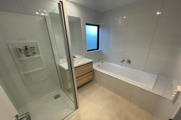 Photo of property in 24 Bader Drive, Mangere, Auckland, 2022