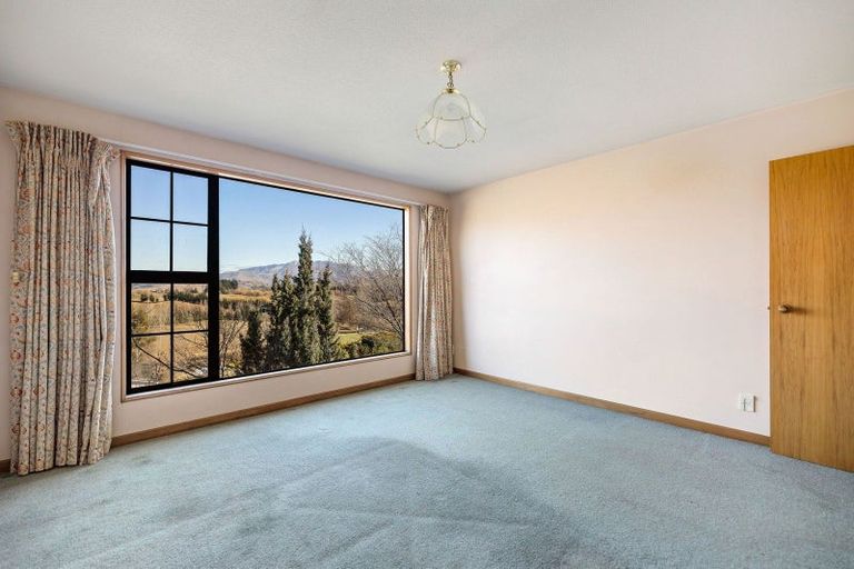 Photo of property in 66 Cotter Avenue, Arrowtown, 9302