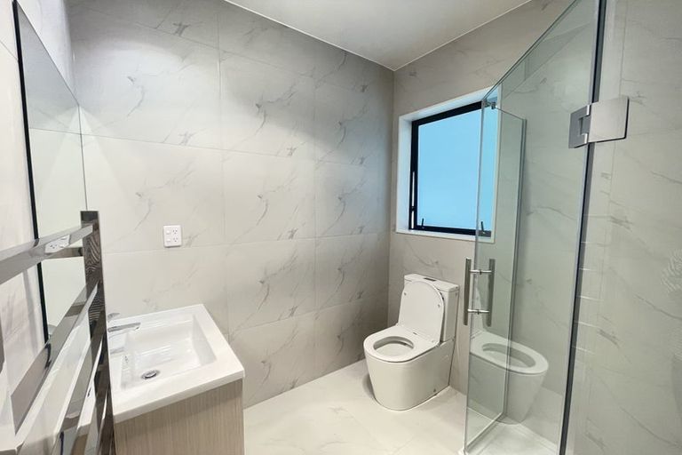 Photo of property in 88c John Downs Drive, Browns Bay, Auckland, 0630