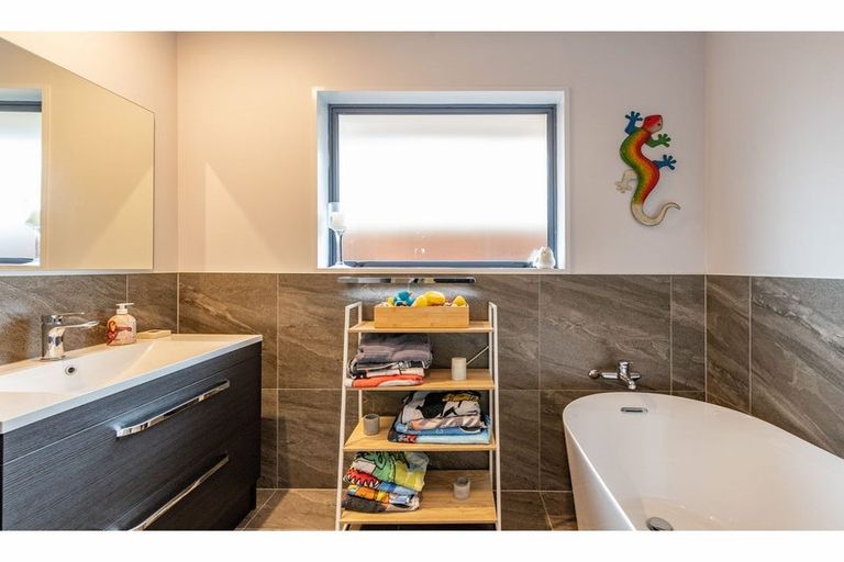 Photo of property in 26 Panckhurst Drive, Woodend, 7610