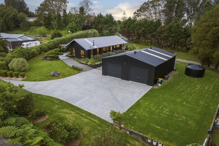 Photo of property in 10 Manuka Drive, Whangamata, 3691