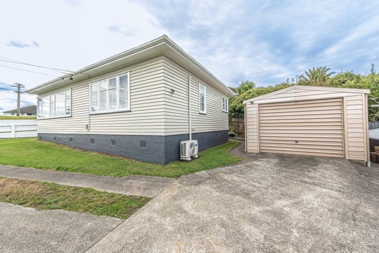Photo of property in 1a Cambridge Street, Gonville, Whanganui, 4501