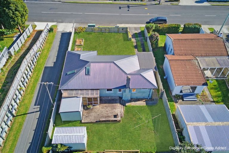 Photo of property in 403 Carrington Street, Upper Vogeltown, New Plymouth, 4310
