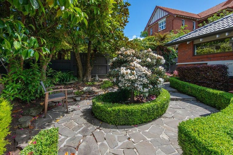 Photo of property in 10 Fifield Street, Roslyn, Dunedin, 9010