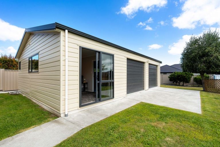 Photo of property in 107 Arataki Road, Havelock North, 4130