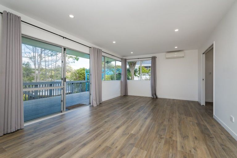 Photo of property in 59 Sycamore Drive, Sunnynook, Auckland, 0620