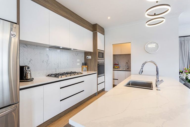 Photo of property in 54 Fruitlands Road, Kumeu, 0810