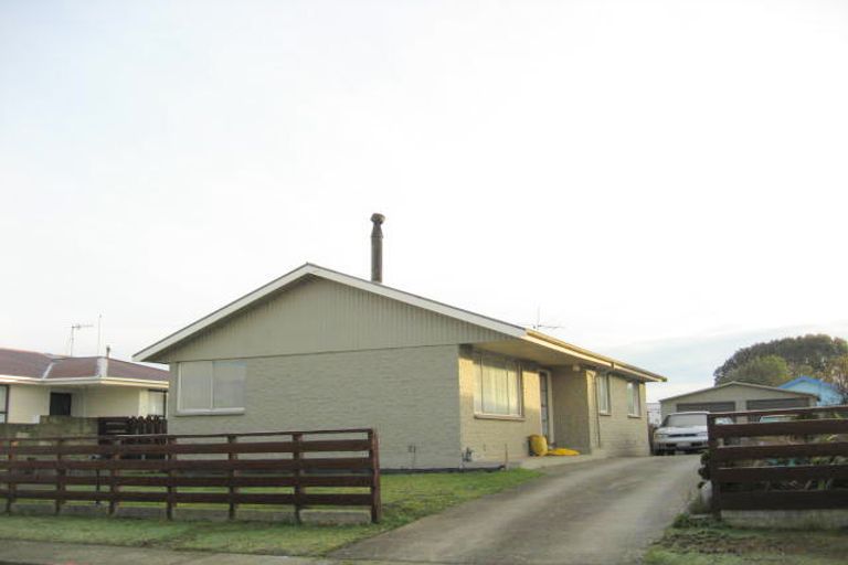 Photo of property in 58 Lothian Crescent, Strathern, Invercargill, 9812