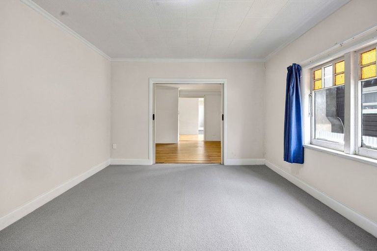 Photo of property in 257 Princes Street, Hawera, 4610