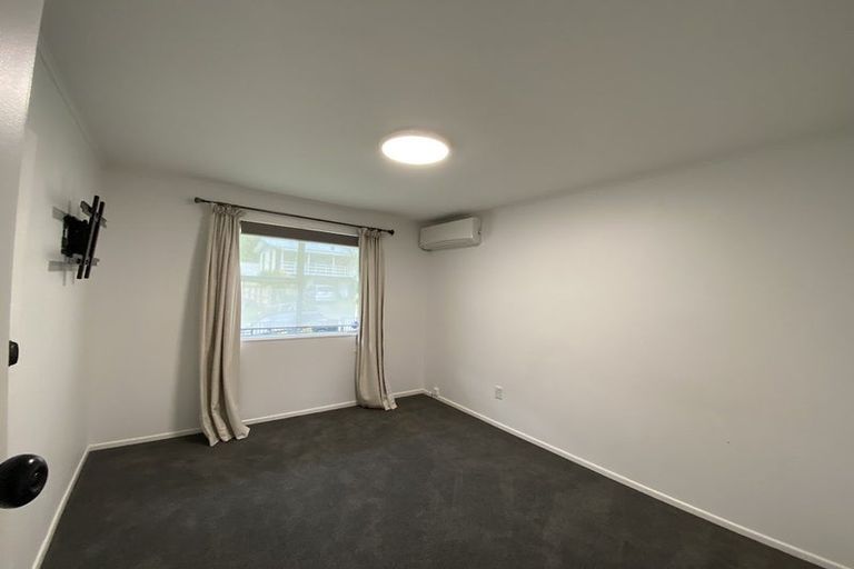Photo of property in 4 Vermont Grove, Wainuiomata, Lower Hutt, 5014