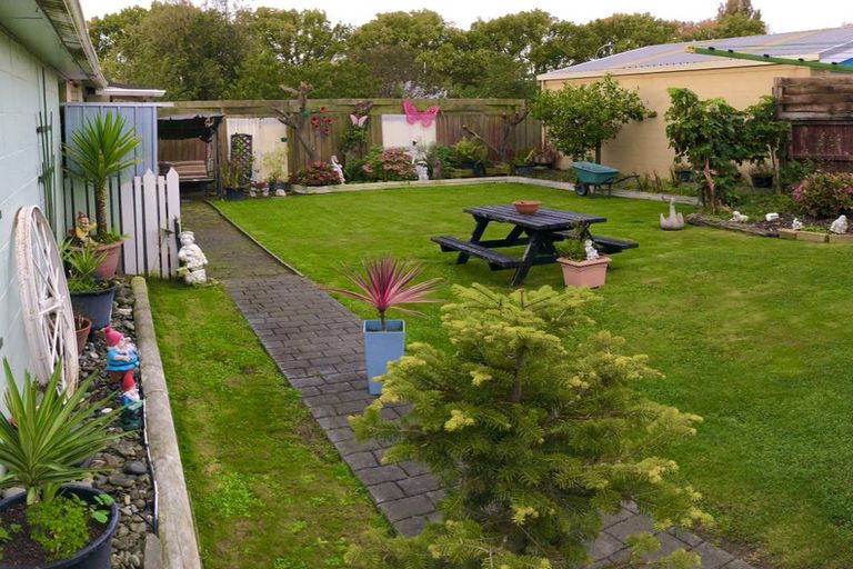 Photo of property in 46 Frensham Crescent, Woolston, Christchurch, 8062