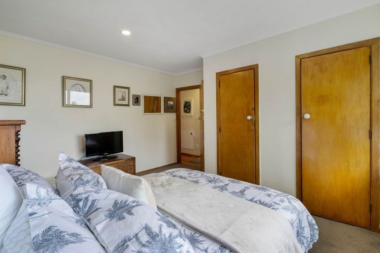 Photo of property in 1/15 Pemberton Avenue, Bayview, Auckland, 0629