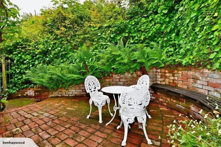 Photo of property in 2/125a Hackthorne Road, Cashmere, Christchurch, 8022