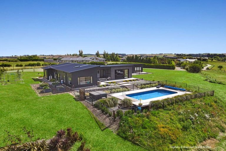 Photo of property in 57 Beechwood Road, Feilding, 4779