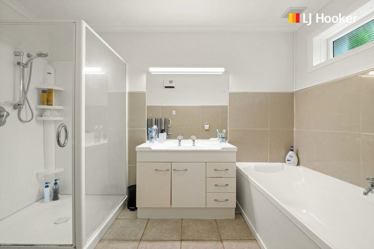 Photo of property in 11 Upland Street, Helensburgh, Dunedin, 9010