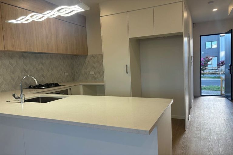 Photo of property in 54 Minhas Road, Papakura, 2110