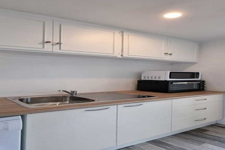 Photo of property in 43b Swann Beach Road, Stanmore Bay, Whangaparaoa, 0932
