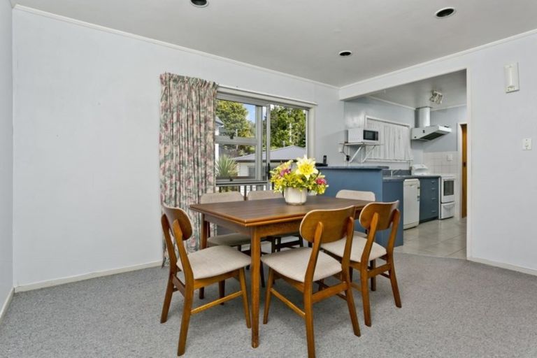 Photo of property in 93 John Downs Drive, Browns Bay, Auckland, 0630