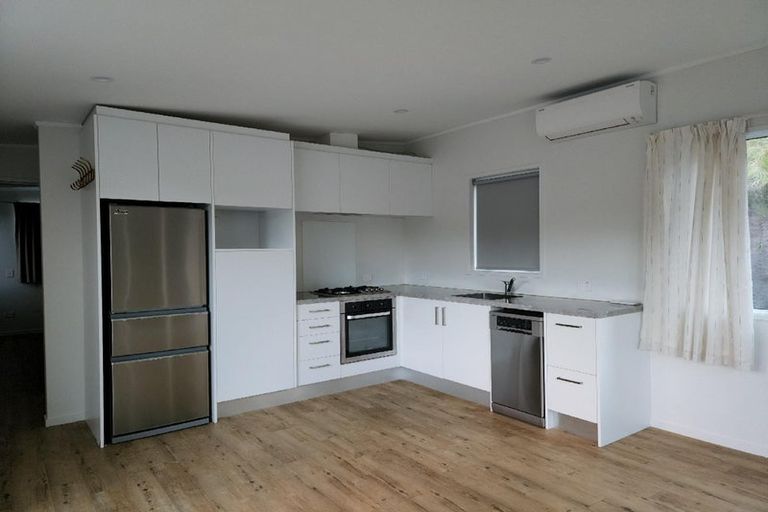 Photo of property in 14 Davies Road, Hurdon, New Plymouth, 4310