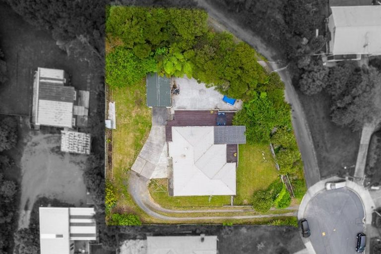 Photo of property in 15 Gawler Grove, Wainuiomata, Lower Hutt, 5014