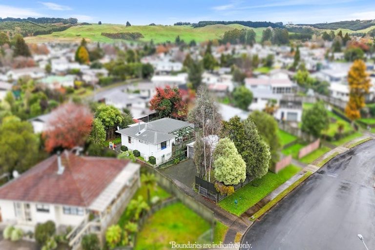 Photo of property in 11 Turquoise Place, Pukehangi, Rotorua, 3015