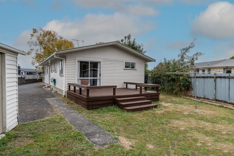 Photo of property in 36 Rosalind Street, Deanwell, Hamilton, 3206