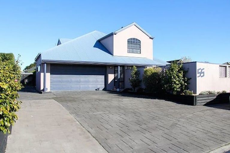 Photo of property in 55 Lowry Avenue, Redwood, Christchurch, 8051