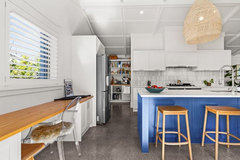 Photo of property in 18a Reynolds Road, Havelock North, 4130