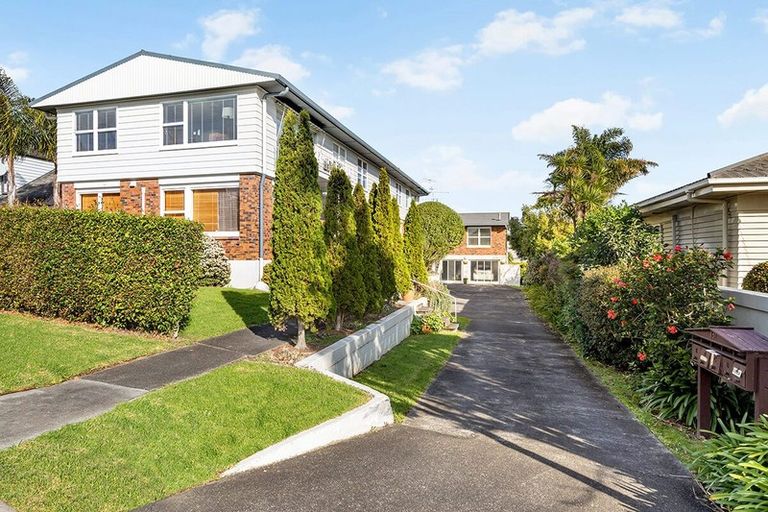 Property details for 131b Selwyn Avenue, Mission Bay, Auckland, 1071