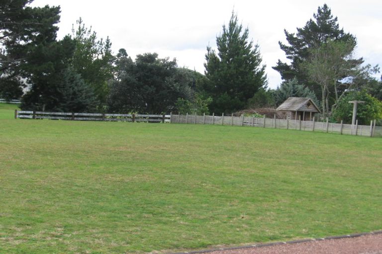 Photo of property in 10 Campbell Court, Pauanui, Hikuai, 3579